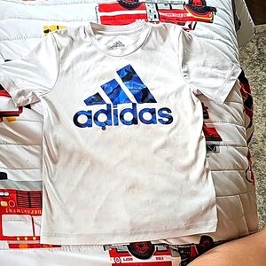 Adidas teeshirt Boys 4